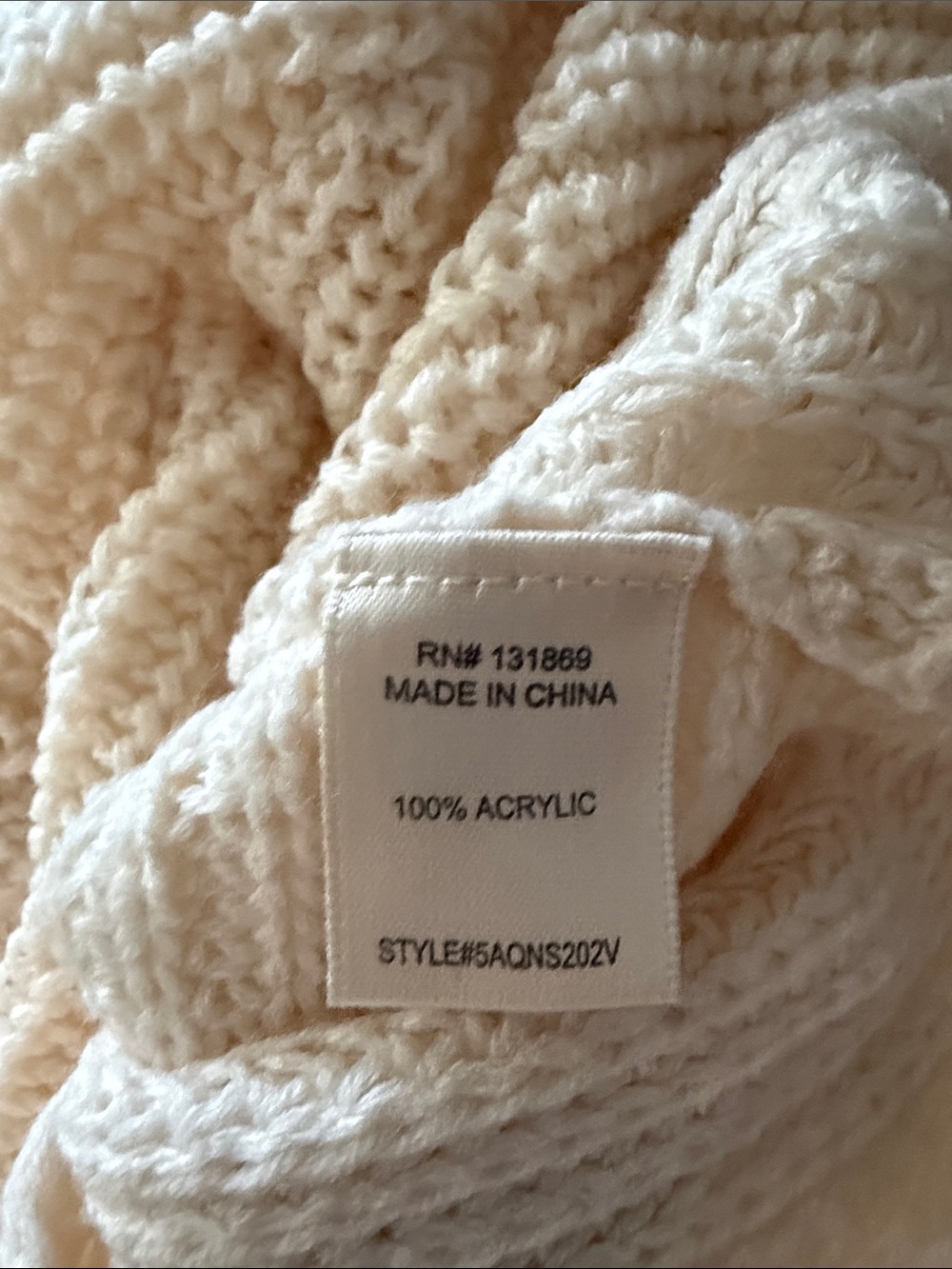 Textured V-Neck Women's Sweater in Cream - Picture 4 of 4
